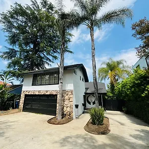 Holiday home Charming Duplex In Sherman Oaks, Los Angeles